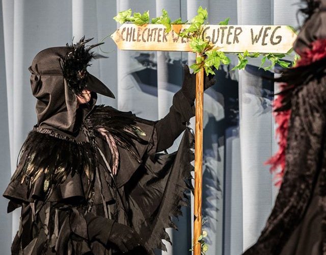 79369497_204941083868502_6871688411709332965_n Rückblick aus unserem Weihnachtsmärchen „Hänsel und Gretel“