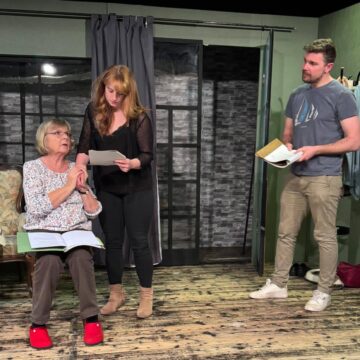 Schon entdeckt?Im neuen Stadtmagazin von Preetz für April 2026 wird auf Seite 44 über unser kommendes Stück Romys Pool berichtet! Ein Blick lohnt sich   Aufführungen:10. April | 19:00 Premiere11. April | 19:0012. April | 15:0017. April | 19:0018. April | 19:0024. April | 19:0025. April | 19:0026. April | 15:00#Presse #Preetz #RomysPool #Theater #KulturVorOrt