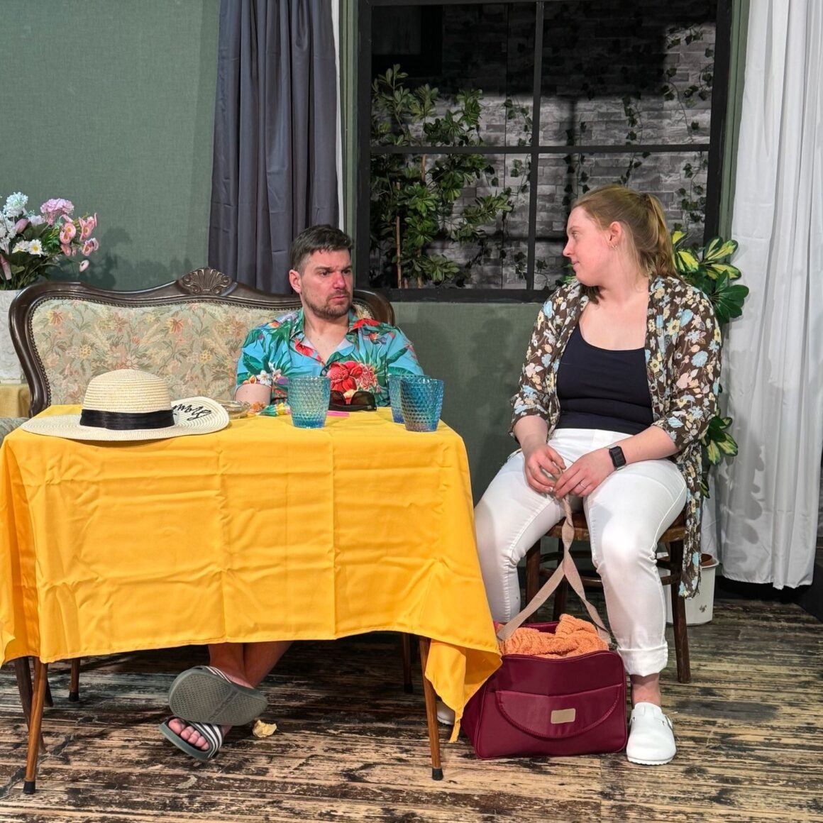 Schon gewusst, wo ihr uns findet?Unsere Aufführungen von Romys Pool finden in derAula des Friedrich-Schiller-Gymnasiums in Preetz statt. Ihlsol 10–12 Zufahrt über Kirchenstraße / Kührener Straße / SchützenplatzParkplätze gibt es direkt auf dem Schulgelände (rechts). Speichert euch den Beitrag, damit ihr uns ganz entspannt findet!#RomysPool #Theaterbesuch #Preetz #Anfahrt #Theaterabend